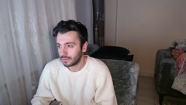 handsomeee04 online show from 04-18-26, 08:53