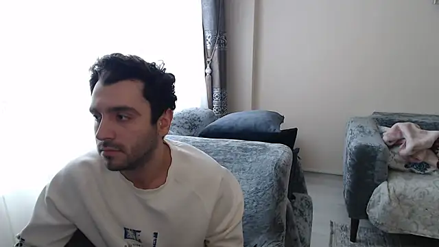 handsomeee04 online show from 04-23-26, 02:19