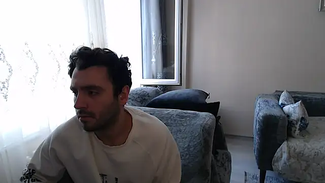 handsomeee04 online show from 04-24-26, 02:30