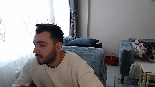 handsomeee04 online show from 05-01-26, 03:16