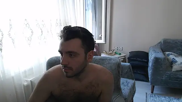 handsomeee04 online show from 05-11-26, 11:27