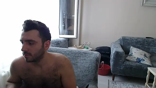 handsomeee04 online show from 05-12-26, 11:29