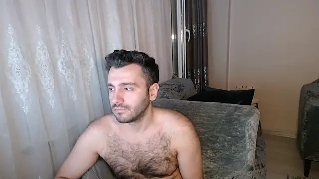 handsomeee04 online show from 05-13-26, 09:11