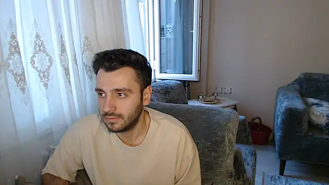 handsomeee04 online show from 05-16-26, 12:40