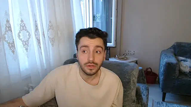 handsomeee04 online show from 05-16-26, 12:51