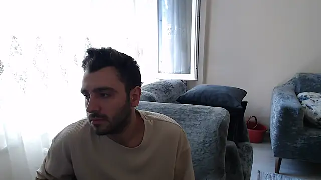 handsomeee04 online show from 05-16-26, 10:47