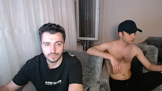 handsomeee04 online show from 05-16-26, 10:52