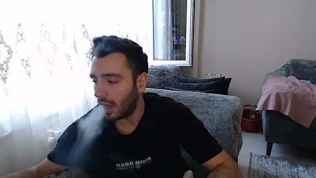 handsomeee04 online show from 05-17-26, 02:57