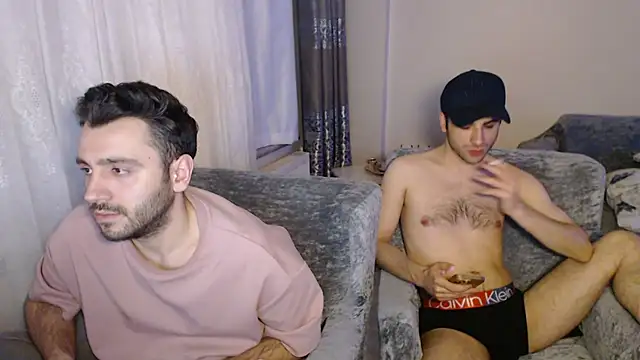 handsomeee04 online show from 05-18-26, 11:10