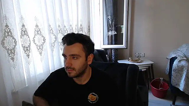 handsomeee04 online show from 05-27-26, 03:25