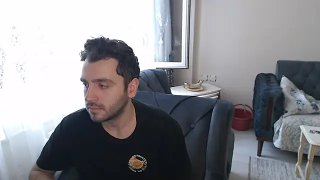 handsomeee04 online show from 05-28-26, 03:09