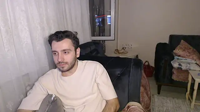 handsomeee04 online show from 05-31-26, 06:09