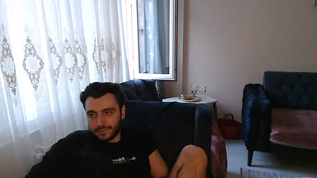 handsomeee04 online show from 06-02-26, 03:08