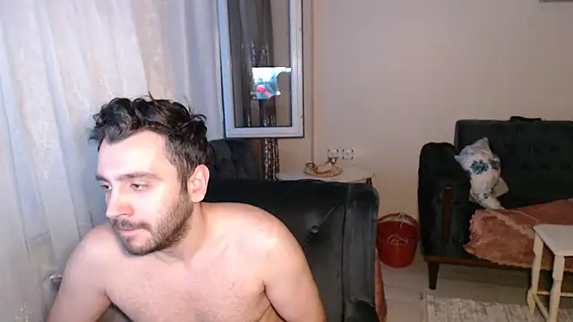 handsomeee04 online show from 06-03-26, 05:51