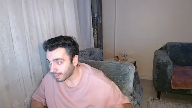 handsomeee04 online show from 06-12-26, 10:08