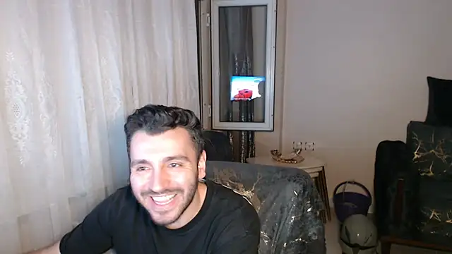 handsomeee04 online show from 07-04-26, 11:44