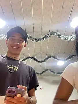 iamcloe 11 online show from 12-22-24, 12:39