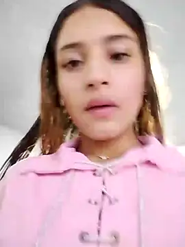 Snapshot of charlotes28 chatting on 12-24-24, 11:44 charlotes28 online show from 12-24-24, 11:44