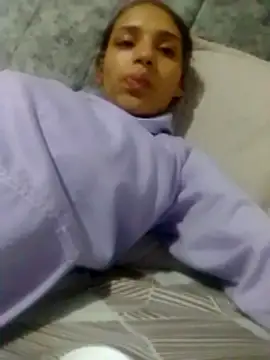 Snapshot of charlotes28 chatting on 03-21-26, 08:01 charlotes28 online show from 03-21-26, 08:01