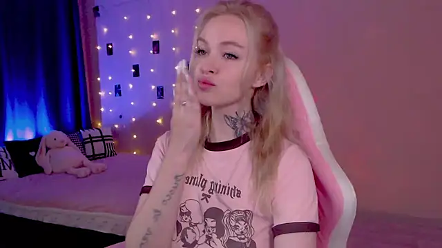 Naughty Mable online show from 06-12-26, 01:04