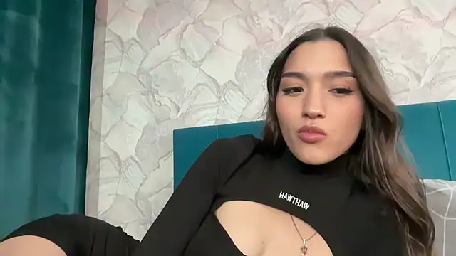 MilenaMilven online show from 12-25-24, 07:13