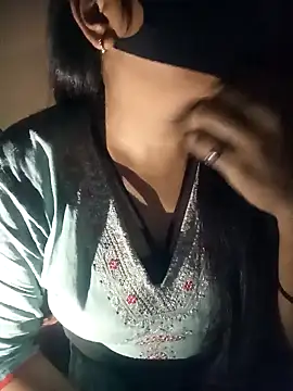 Snapshot of Soniya_444 chatting on 01-23-25, 09:39 Soniya 444 online show from 01-23-25, 09:39