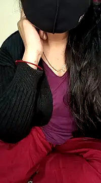 Snapshot of Soniya_444 chatting on 02-05-25, 02:40 Soniya 444 online show from 02-05-25, 02:40