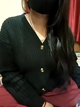 Snapshot of Soniya_444 chatting on 02-12-25, 09:43 Soniya 444 online show from 02-12-25, 09:43