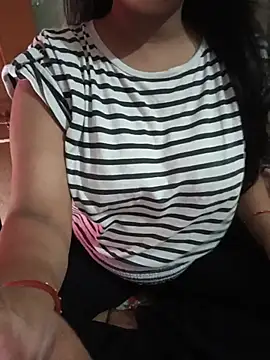 Snapshot of Soniya_444 chatting on 07-04-26, 11:05 Soniya 444 online show from 07-04-26, 11:05
