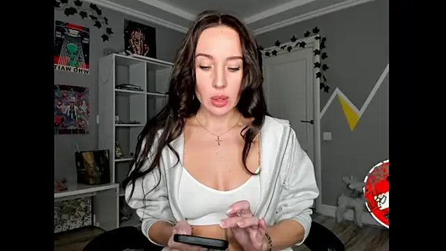 One of the girls online show from 03-01-25, 04:44