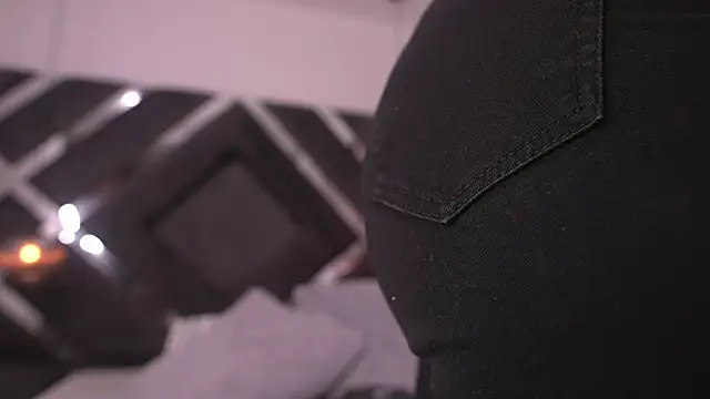 Snapshot of sam_lewins chatting on 11-01-25, 07:16 sam lewins online show from 11-01-25, 07:16