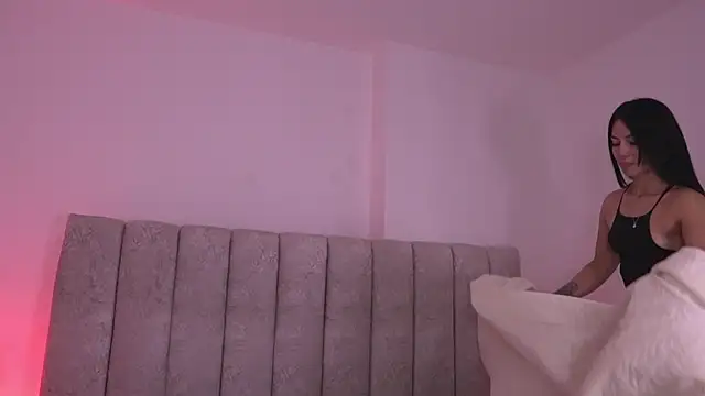 Snapshot of sam_lewins chatting on 12-02-25, 07:20 sam lewins online show from 12-02-25, 07:20