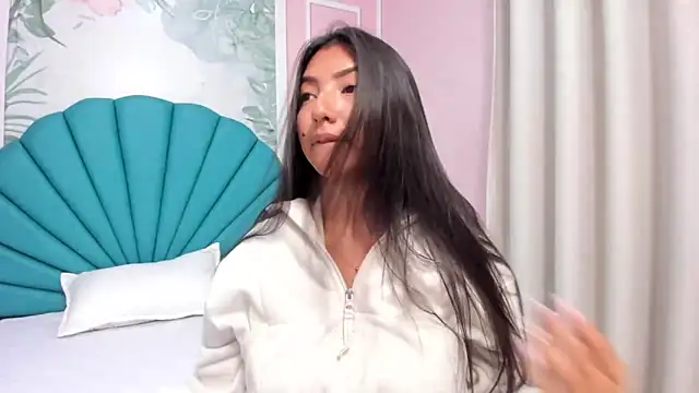 Snapshot of Daphne_Fox_ chatting on 03-01-25, 02:15 Daphne Fox online show from 03-01-25, 02:15