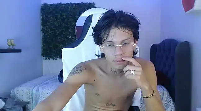 andy dan18 online show from 12-28-24, 08:04