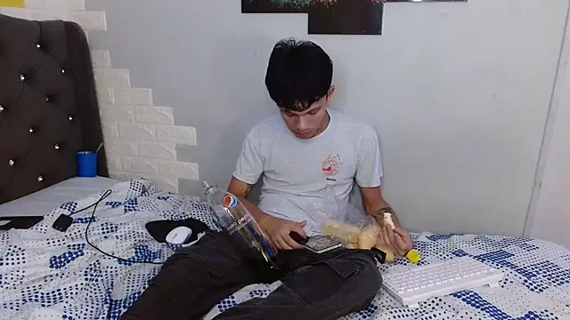 andy dan18 online show from 09-09-25, 05:34