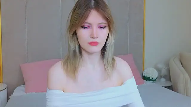 NellieLoyns online show from 07-31-26, 05:12