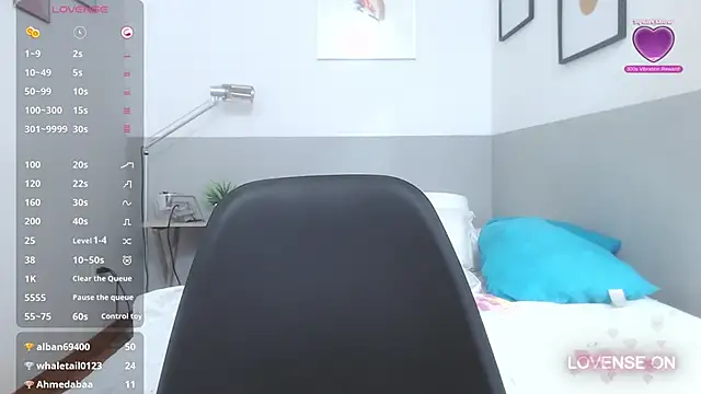 Snapshot of MommyHelpsmee chatting on 01-30-25, 01:22 MommyHelpsmee online show from 01-30-25, 01:22