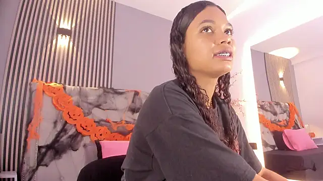 GysellHanson online show from 10-28-25, 11:25