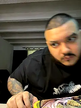 El Titan1998 online show from 09-17-25, 08:10