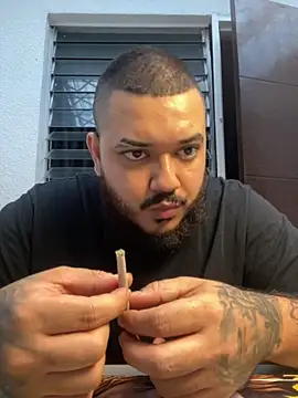 El Titan1998 online show from 11-15-25, 09:43