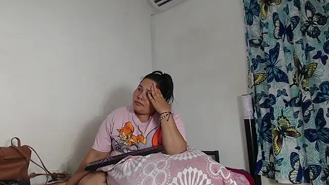 kariragapeass18 online show from 01-06-25, 02:26