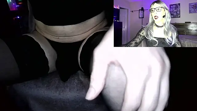 DominicaMolotov online show from 01-16-25, 12:09