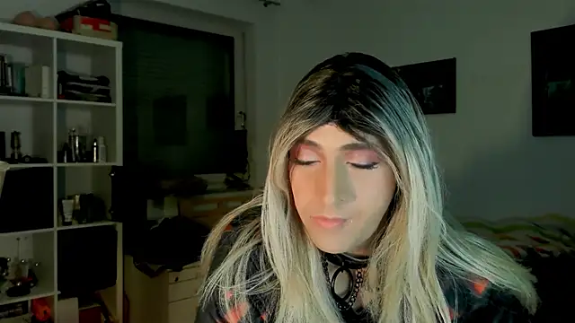 DYasmin69 online show from 03-21-25, 11:45