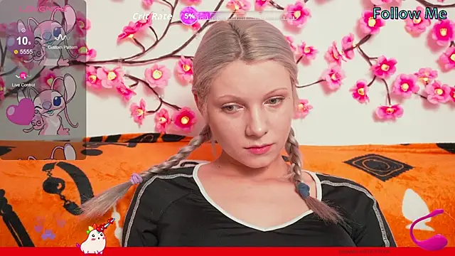 Snapshot of Vasya_Sylvia chatting on 03-08-26, 01:15 Vasya Sylvia online show from 03-08-26, 01:15