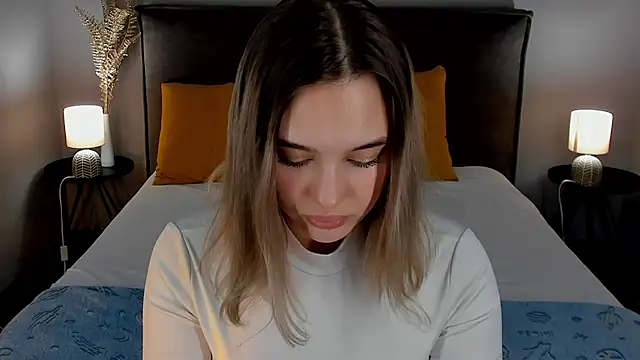 Snapshot of AngelicaKleee chatting on 02-20-25, 07:34 AngelicaKleee online show from 02-20-25, 07:34