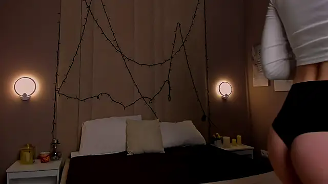 Snapshot of AngelicaKleee chatting on 09-13-25, 01:38 AngelicaKleee online show from 09-13-25, 01:38