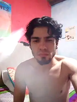 Snapshot of BlakeandRouse chatting on 12-20-25, 12:07 BlakeandRouse online show from 12-20-25, 12:07