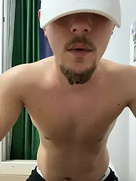 Snapshot of couplehot992 chatting on 12-30-24, 03:24 couplehot992 online show from 12-30-24, 03:24