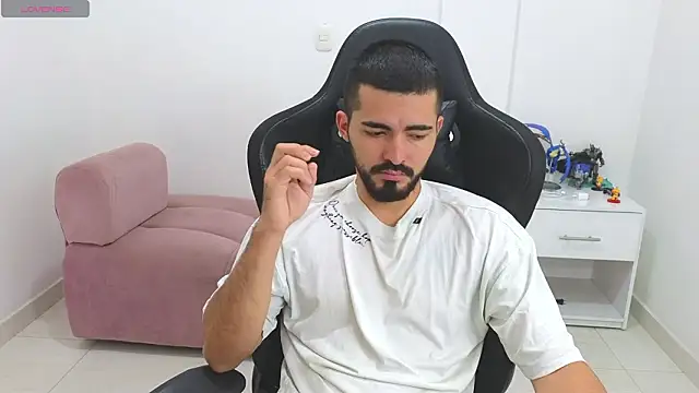 Massimoo 07 online show from 02-06-26, 05:38