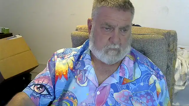 Snapshot of viejo_oso chatting on 10-19-25, 08:42 viejo oso online show from 10-19-25, 08:42
